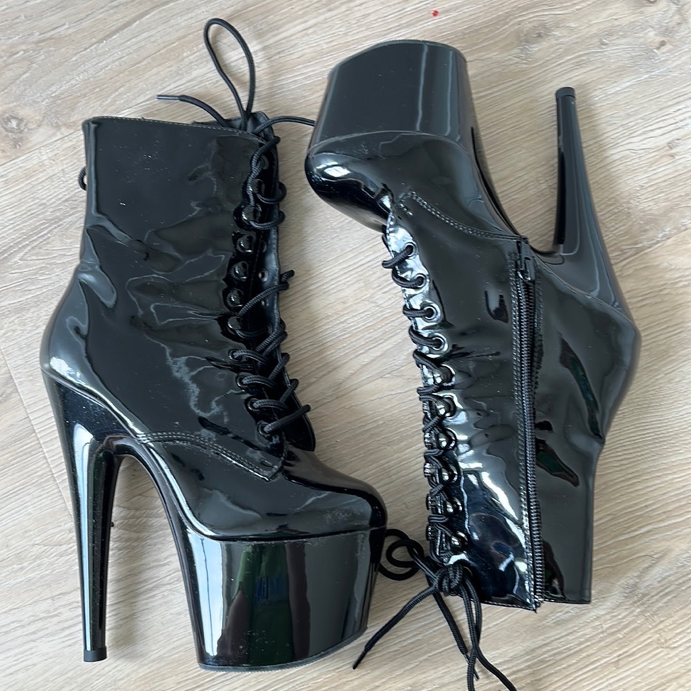 Pleaser Adore 7-inch Boots